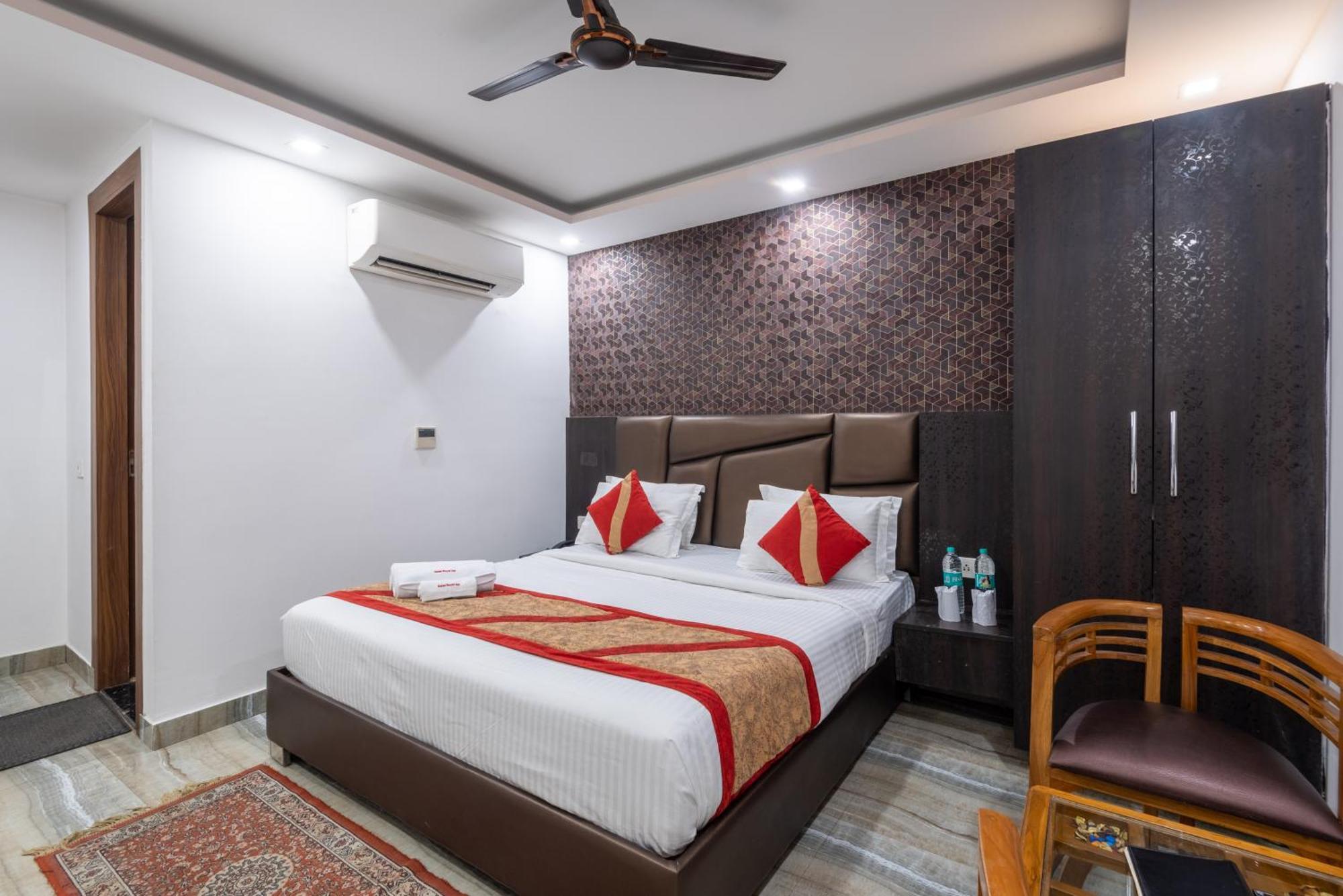 Hotel Royal Inn Igi 뉴델리 외부 사진