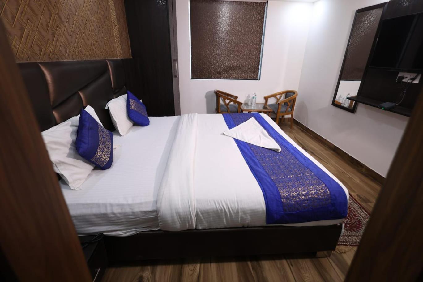 Hotel Royal Inn Igi 뉴델리 외부 사진